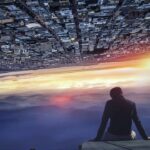 Folla di persone in una città affollata, simbolo della difficoltà di trovare posti disponibili.