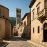Saluzzo tra portici e centro storico: come organizzare una passeggiata che racconti il marchesato senza correre