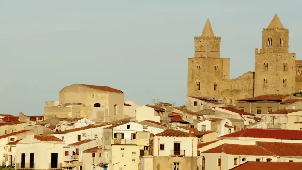 Alba fuori dai grandi eventi: perché centro storico, torri e colline meritano una visita anche in una giornata normale