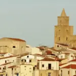 Alba fuori dai grandi eventi: perché centro storico, torri e colline meritano una visita anche in una giornata normale
